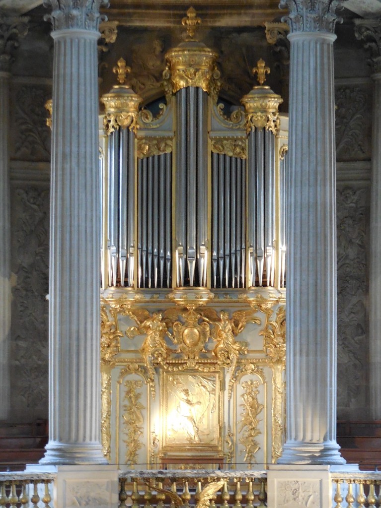 Versailles organ